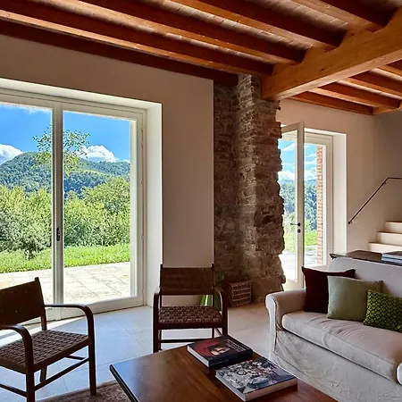 Poggio Castellaro By Boutique In The Heart Of Italy's Food Valley Emilia-romagna *